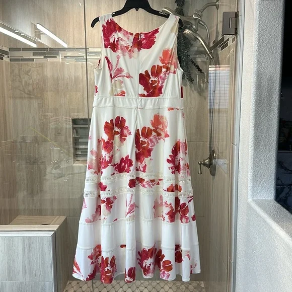 TAYLOR
Plus Size Lace-Inset Midi Dress - Picture 8 of 11